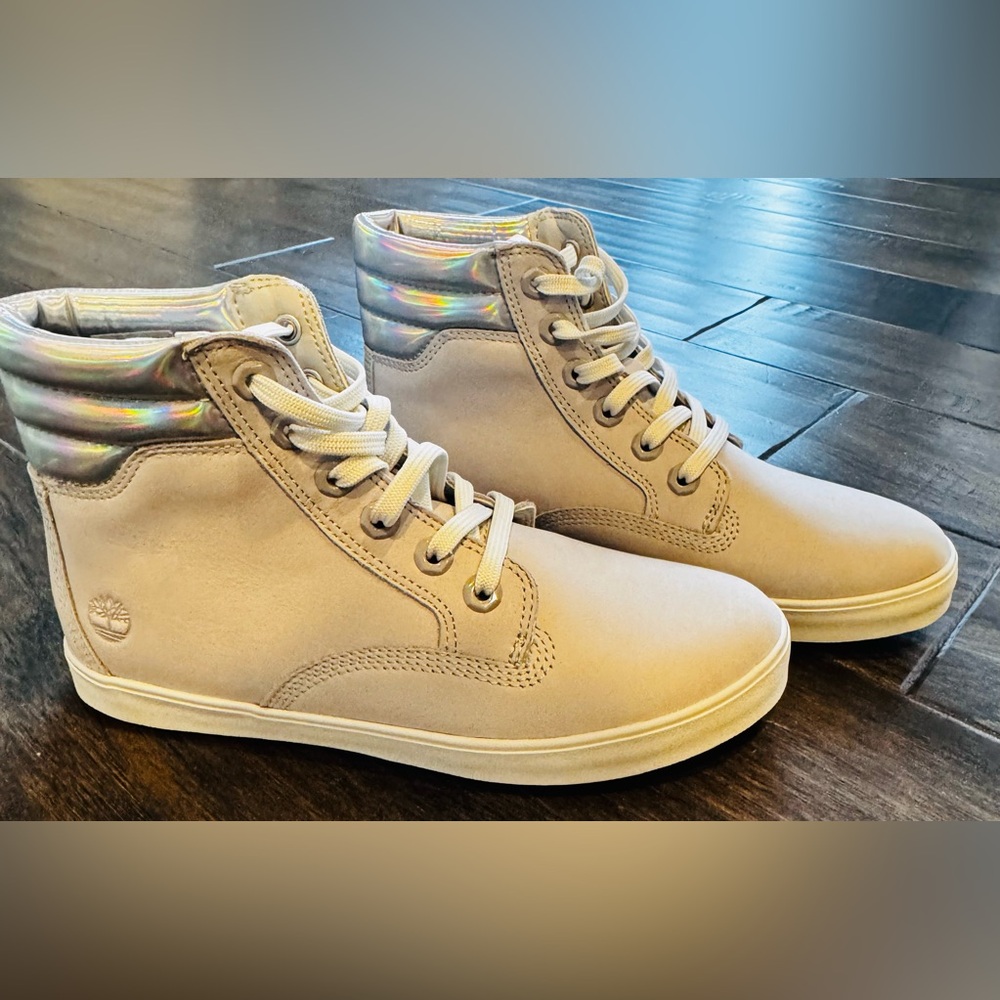 Timberland Light Tan High-Top Sneakers with Iridescent Collar